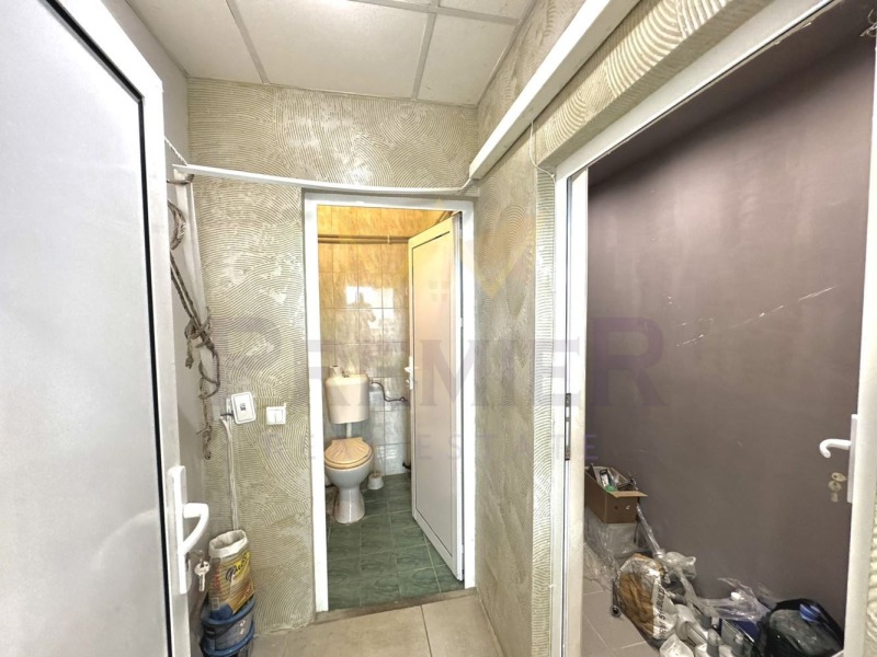 In vendita  Negozio Varna , Vazragdane 2 , 103 mq | 46975169 - Immagine [8]
