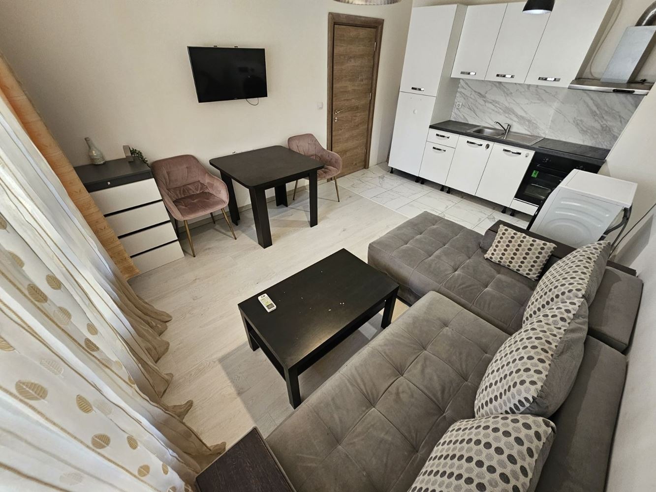 Продава 2-СТАЕН, гр. София, Малинова долина, снимка 2 - Апартаменти - 53258851