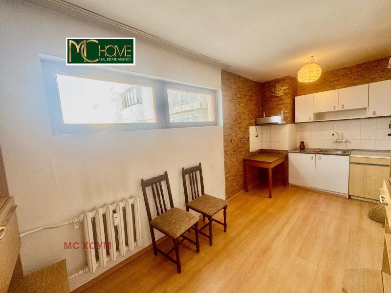 Продава 2-СТАЕН, гр. София, Гоце Делчев, снимка 2 - Апартаменти - 53439205