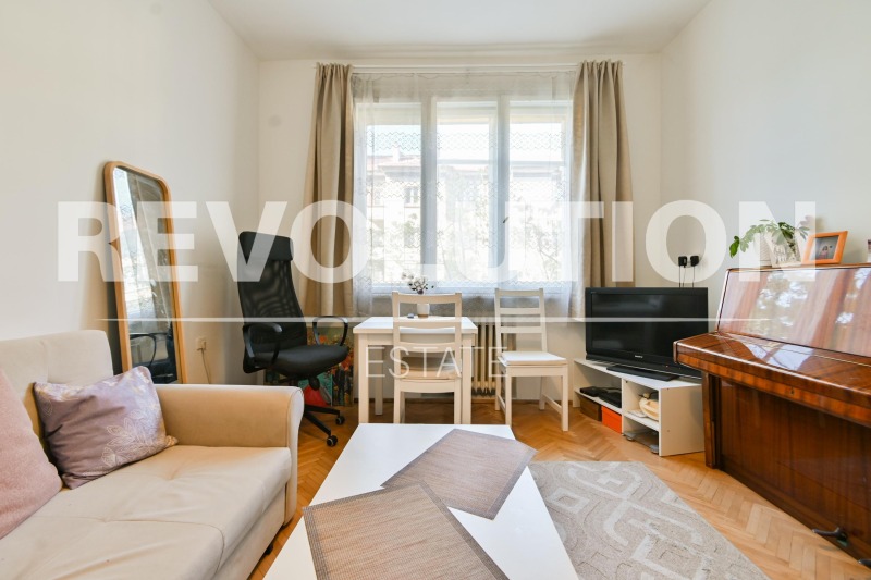 De vânzare  2 dormitoare Sofia , Țentâr , 88 mp | 64099940