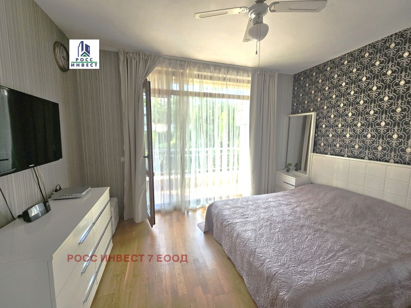 Продава  3-стаен град Варна , к.к. Св.Св. Константин и Елена , 135 кв.м | 50725708 - изображение [6]