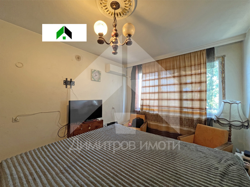 Продава  4-стаен област Шумен , гр. Нови пазар , 111 кв.м | 19200388 - изображение [12]