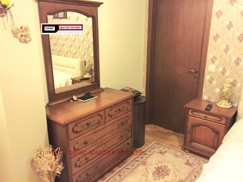 Продава 4-СТАЕН, гр. София, Зона Б-19, снимка 5 - Апартаменти - 52797478