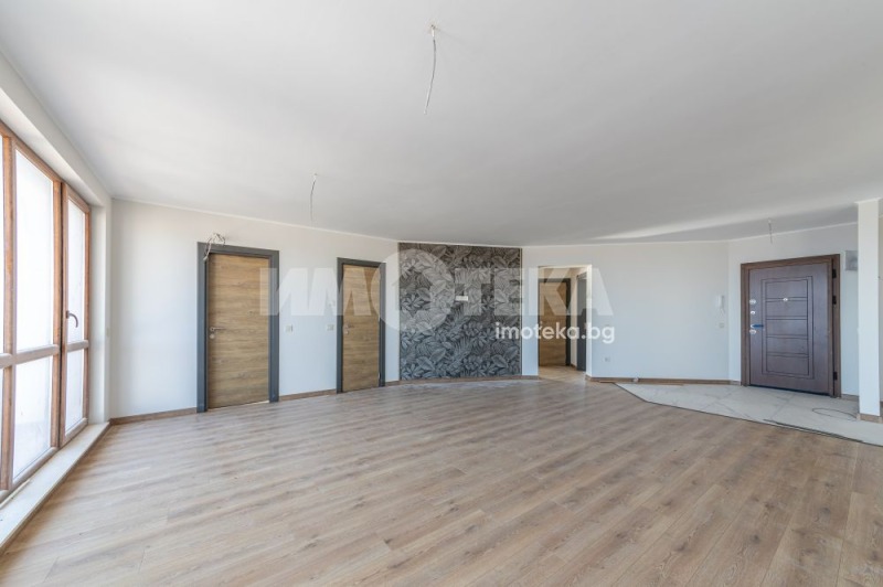 Продава МНОГОСТАЕН, гр. Варна, Виница, снимка 14 - Апартаменти - 52279265