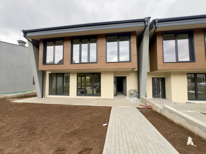 Продава КЪЩА, гр. София, с. Панчарево, снимка 10 - Къщи - 51442829