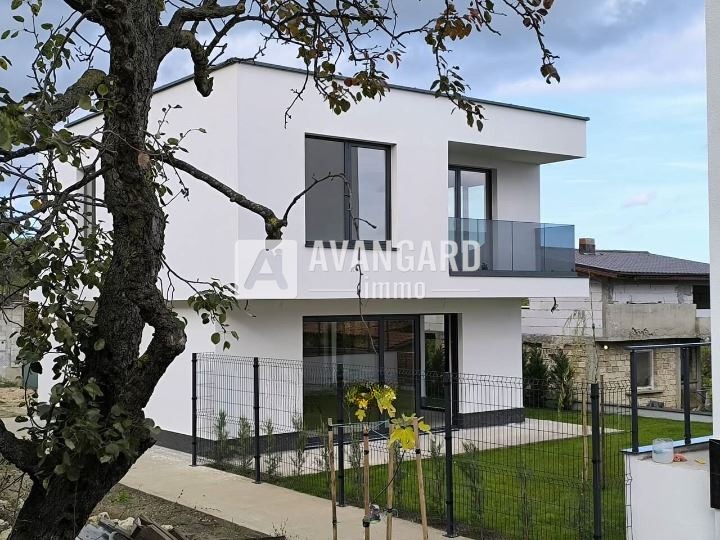 Продава КЪЩА, гр. Варна, м-т Манастирски рид, снимка 2 - Къщи - 52744798