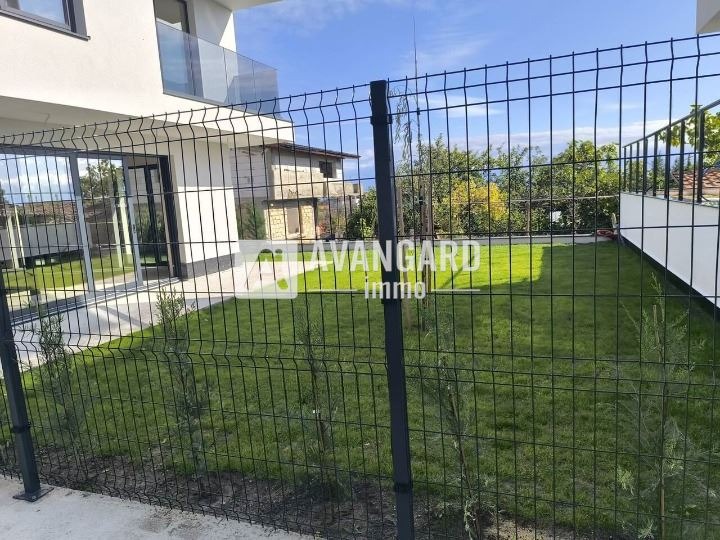 Продава КЪЩА, гр. Варна, м-т Манастирски рид, снимка 11 - Къщи - 52744798