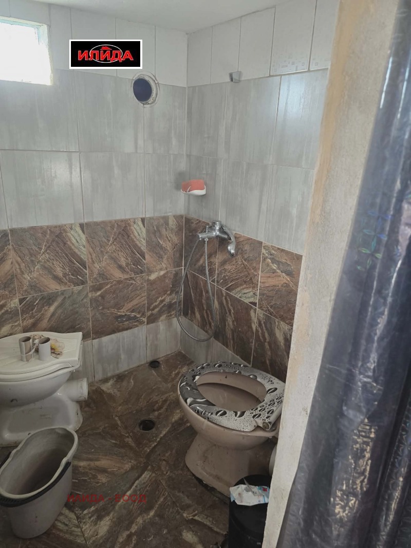 Продава ВИЛА, гр. Русе, в.з. Липака, снимка 12 - Вили - 52657917