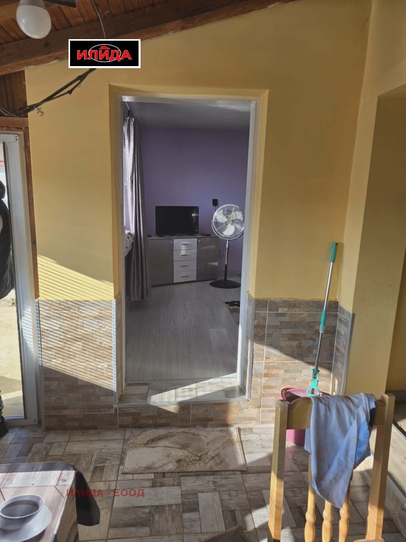 Продава ВИЛА, гр. Русе, в.з. Липака, снимка 3 - Вили - 52657917