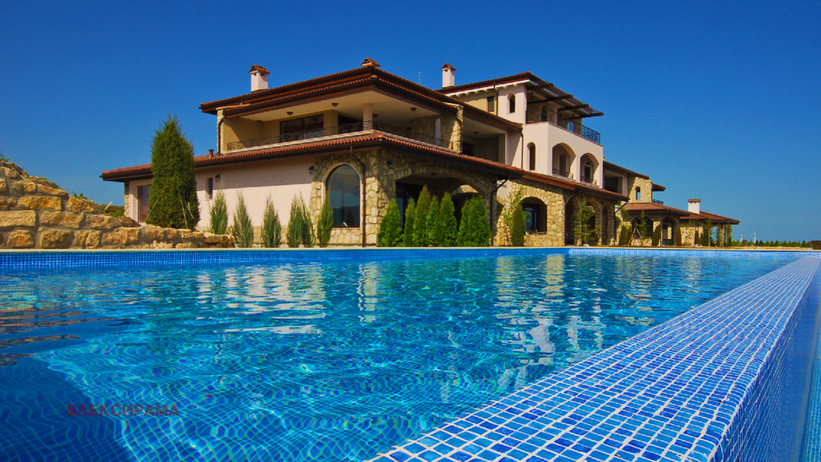 Продава 2-СТАЕН, гр. Балчик, област Добрич