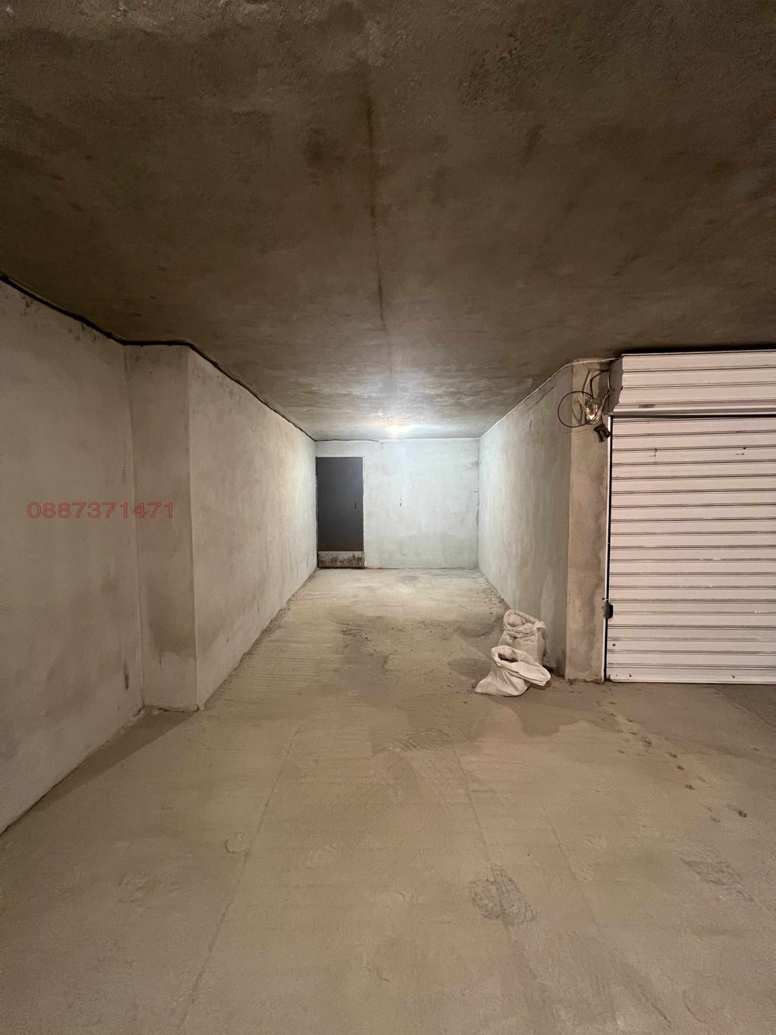 Продава ГАРАЖ, ПАРКОМЯСТО, гр. София, Център