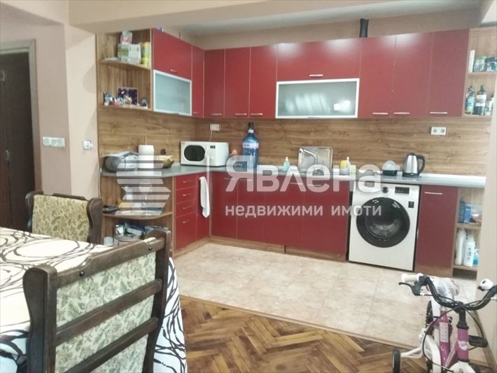 Продава  3-стаен град Благоевград , Идеален център , 106 кв.м | 39421394 - изображение [2]