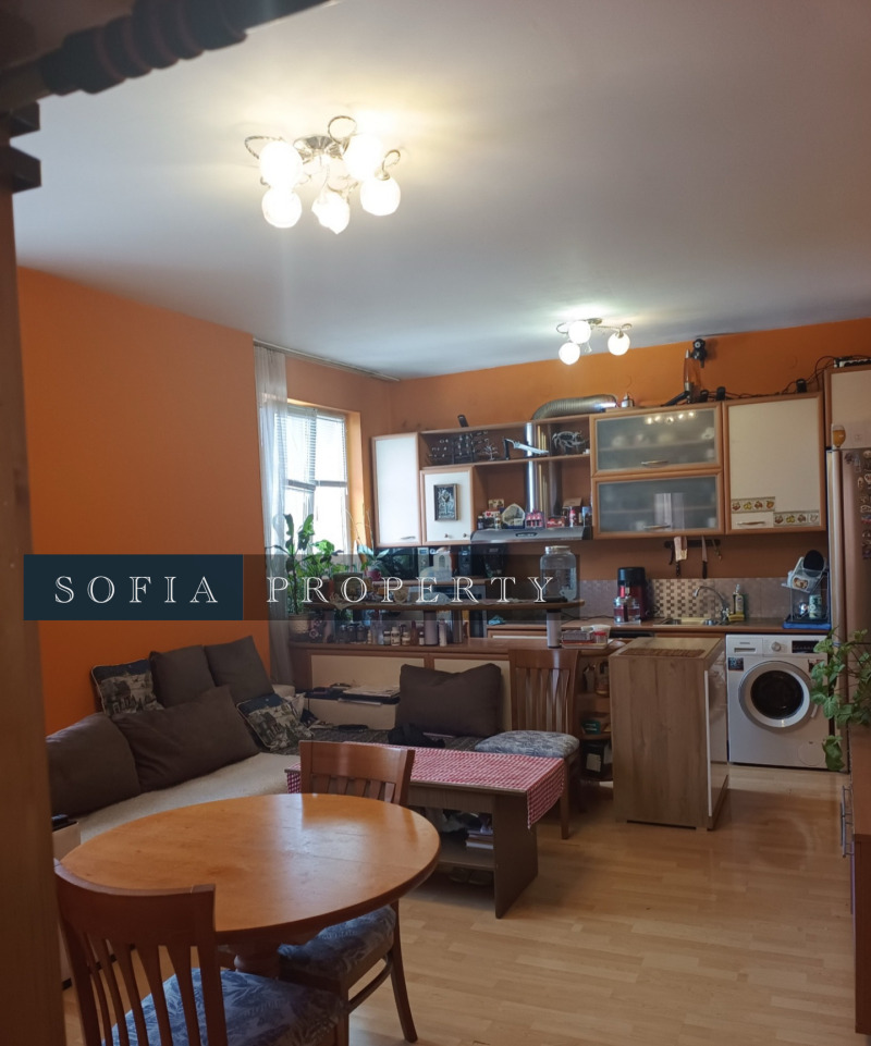 Til salgs  2 soverom Sofia , Tsentar , 79 kvm | 25136186