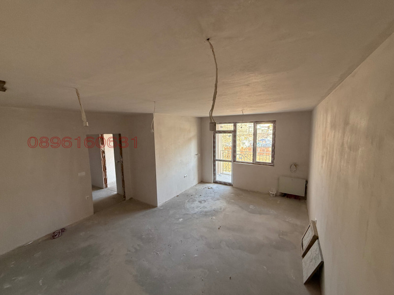 Продава 3-СТАЕН, гр. Перник, Изток, снимка 6 - Апартаменти - 53244824