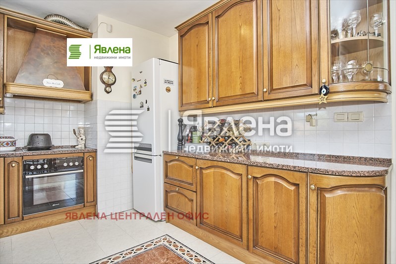 Продава КЪЩА, с. Горна Василица, област София област, снимка 12 - Къщи - 54336799