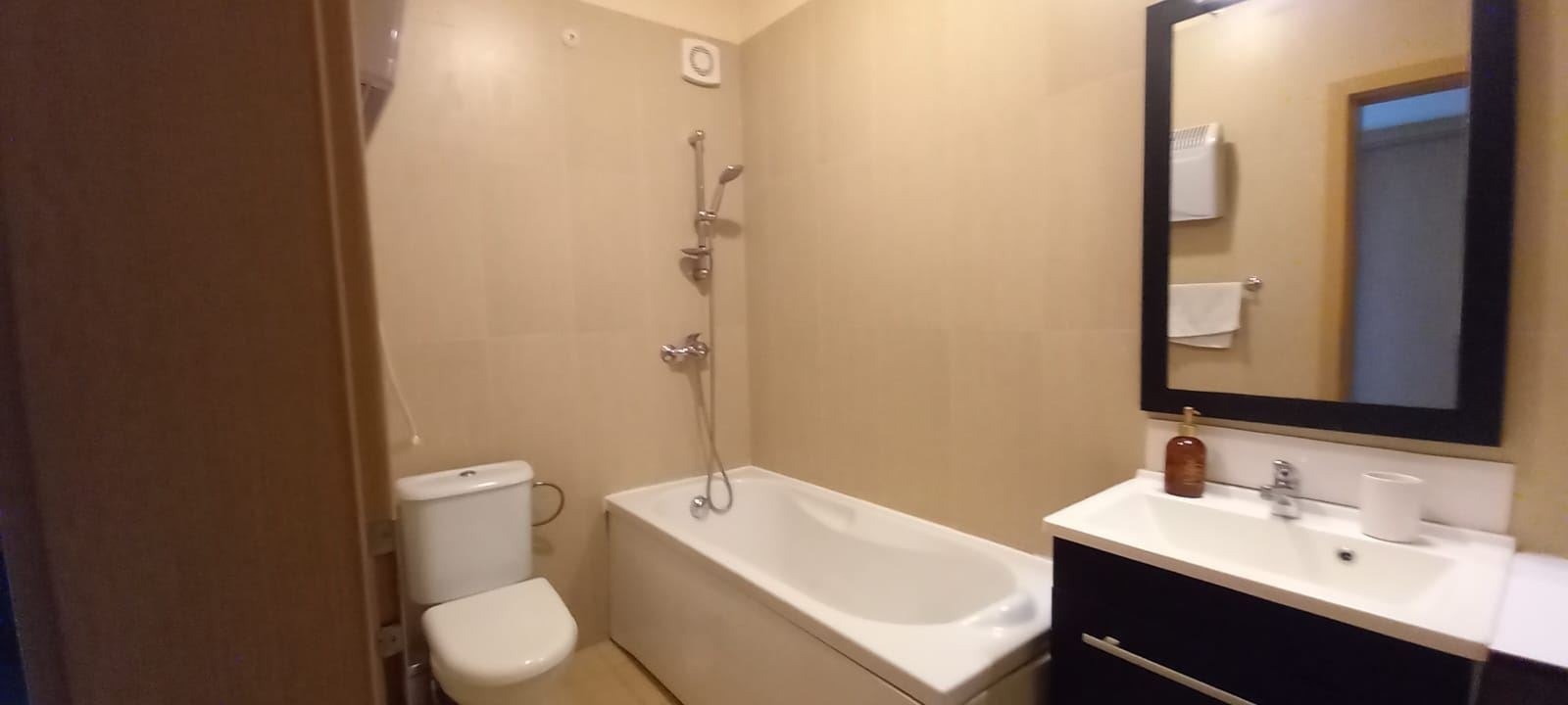 Продава 3-СТАЕН, гр. Балчик, област Добрич, снимка 11 - Апартаменти - 56113867