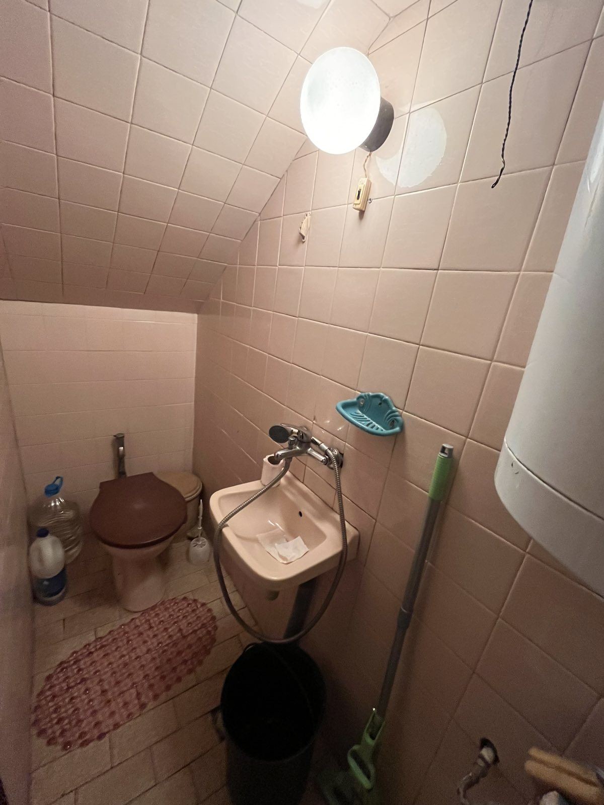 Продава ЕТАЖ ОТ КЪЩА, гр. Шумен, Добруджански, снимка 11 - Етаж от къща - 55798814