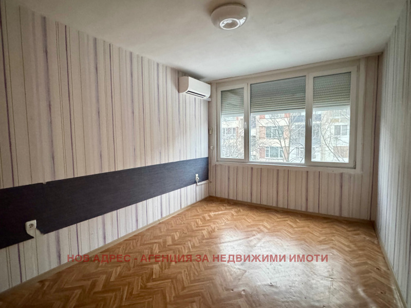 Продава 2-СТАЕН, гр. Търговище, Запад 1, снимка 3 - Апартаменти - 53125519