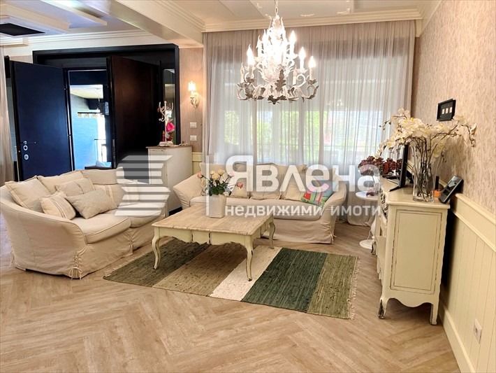 Продава  Многостаен, град Варна, к.к. Св.Св. Константин и Елена •  470 000 EUR • ID 56789932 — holmes.bg - [1] 