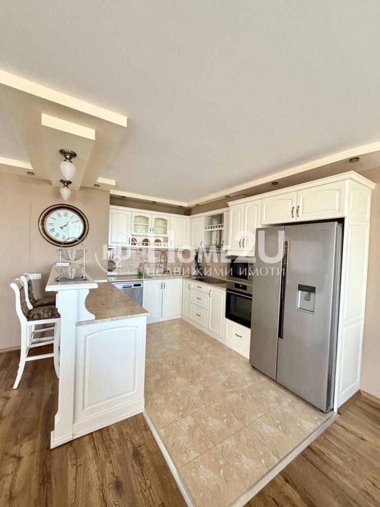 Продава МНОГОСТАЕН, гр. Бургас, Зорница, снимка 3 - Апартаменти - 54224648