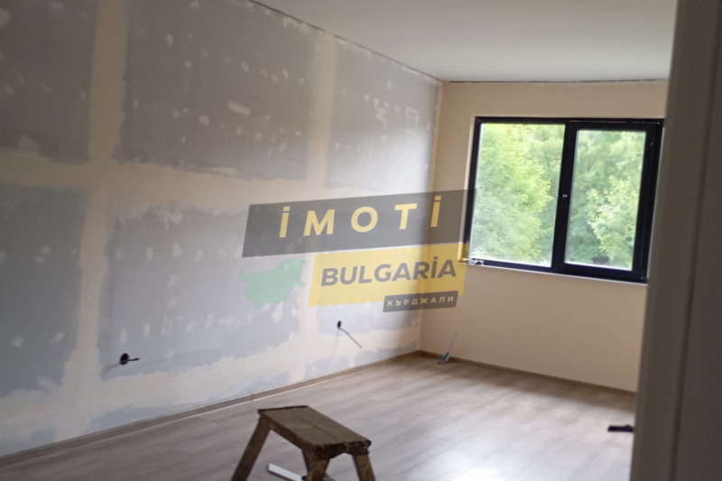 Продава КЪЩА, гр. Момчилград, област Кърджали, снимка 12 - Къщи - 53156249