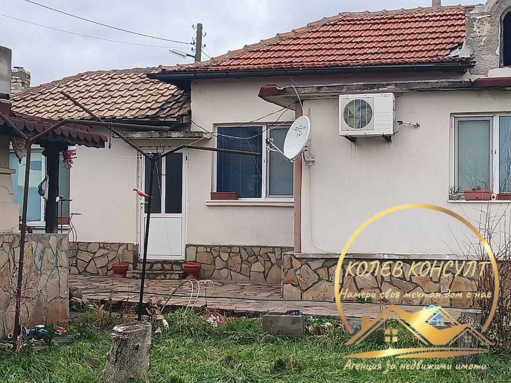 Продава КЪЩА, с. Ценово, област Стара Загора