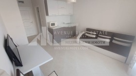Στούντιο κ.κ. Σλαντσεβ βριαγ, περιοχή Μπουργκάς 4