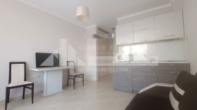 Στούντιο κ.κ. Σλαντσεβ βριαγ, περιοχή Μπουργκάς 5