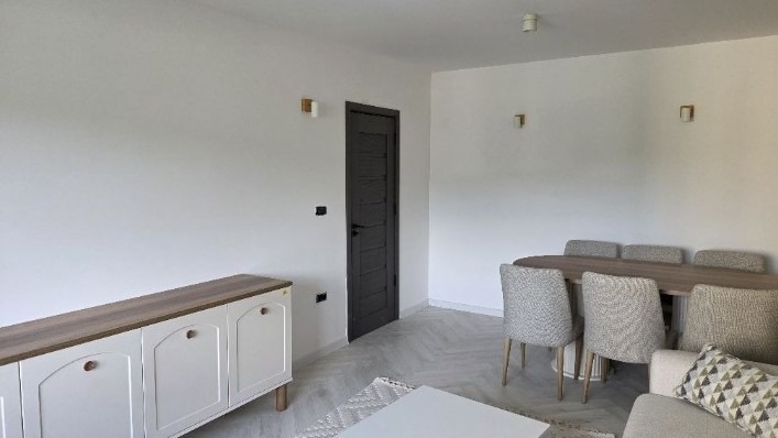 Продава  2-стаен, град Перник, Мошино •  108 000 € • ID 91679671 — holmes.bg - [1] 