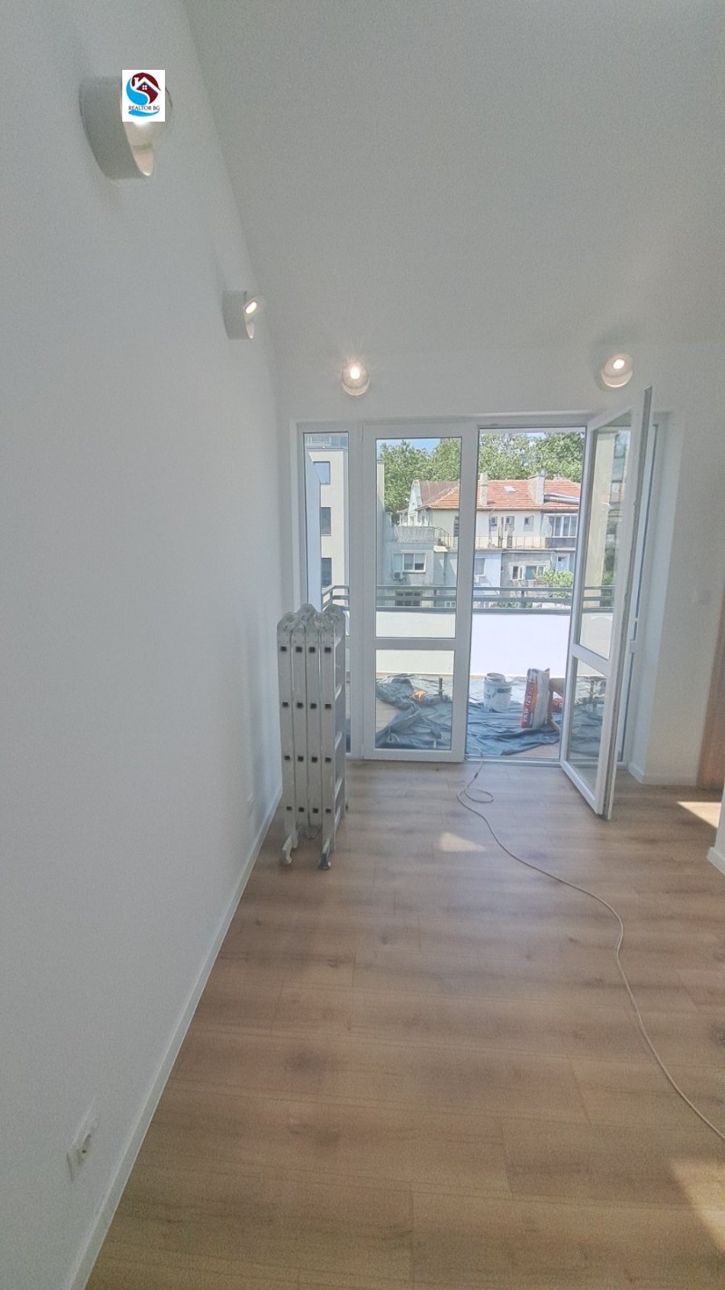 Satılık  3 yatak odası Varna , Centar , 90 metrekare | 43562685 - görüntü [8]