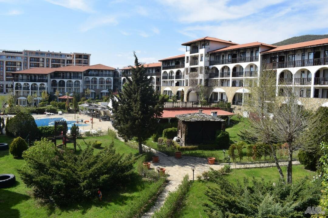 Продава 3-СТАЕН, гр. Свети Влас, област Бургас, снимка 14 - Апартаменти - 52625715