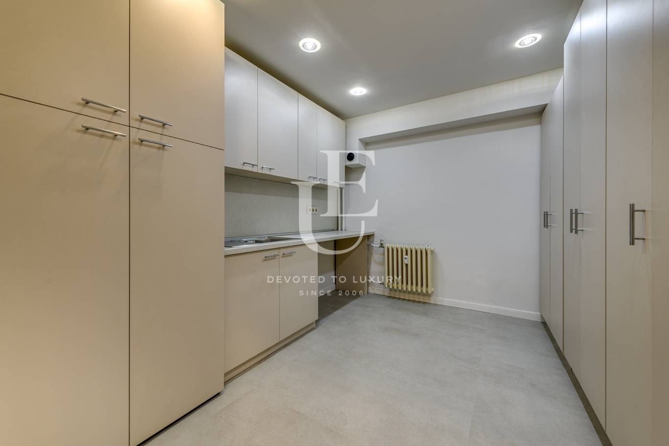 Продава 4-СТАЕН, гр. София, Лозенец, снимка 12 - Апартаменти - 54235103