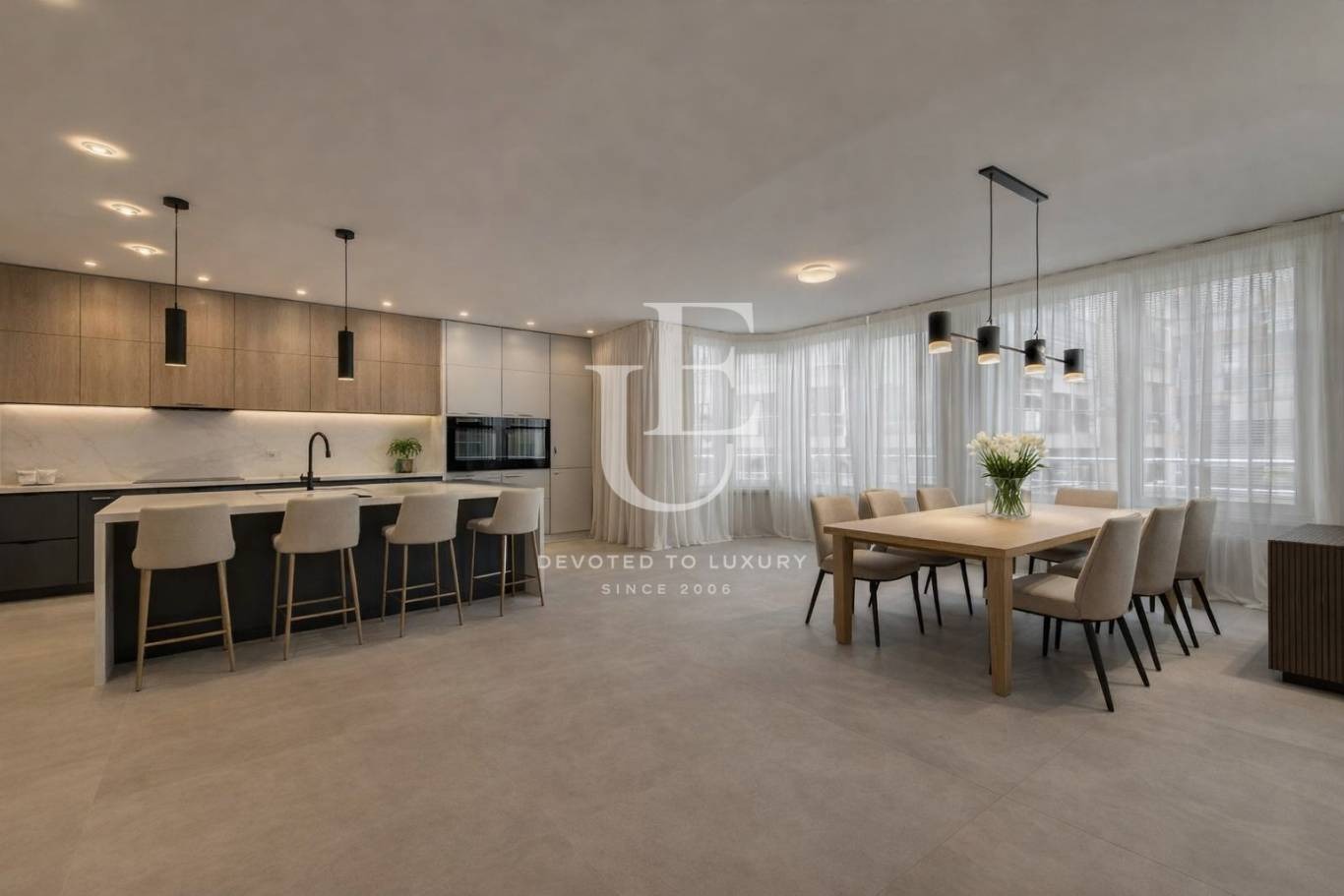 Продава 4-СТАЕН, гр. София, Лозенец