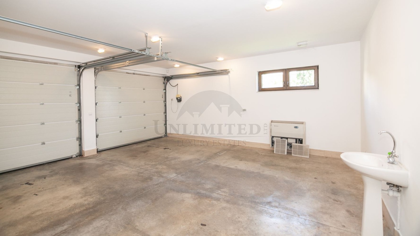 Продава КЪЩА, гр. София, с. Бистрица, снимка 11 - Къщи - 54514173