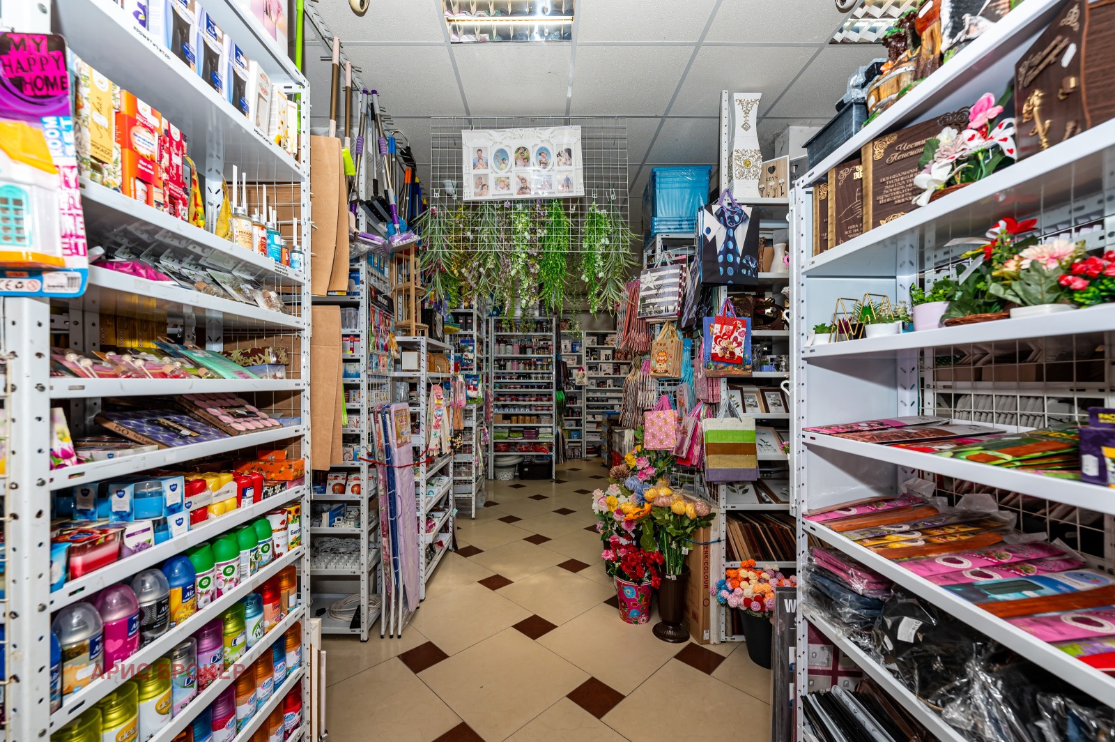 Продава МАГАЗИН, гр. Пловдив, Въстанически, снимка 6 - Магазини - 53647442