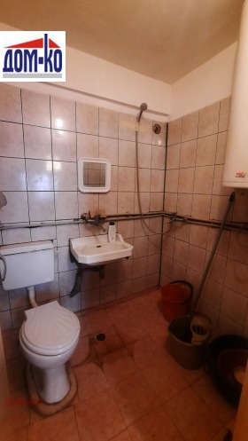 1 chambre Okrajna bolnitsa, Pazardjik 9