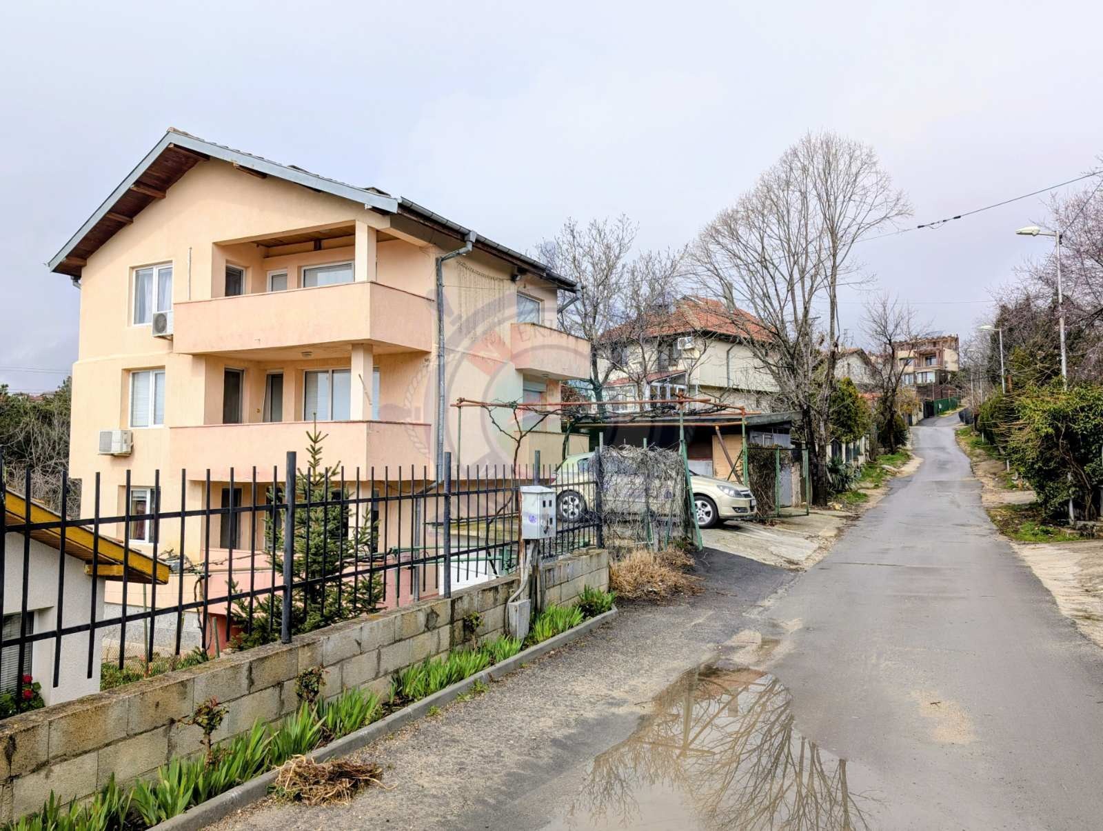 Продава КЪЩА, гр. Варна, м-т Евксиноград