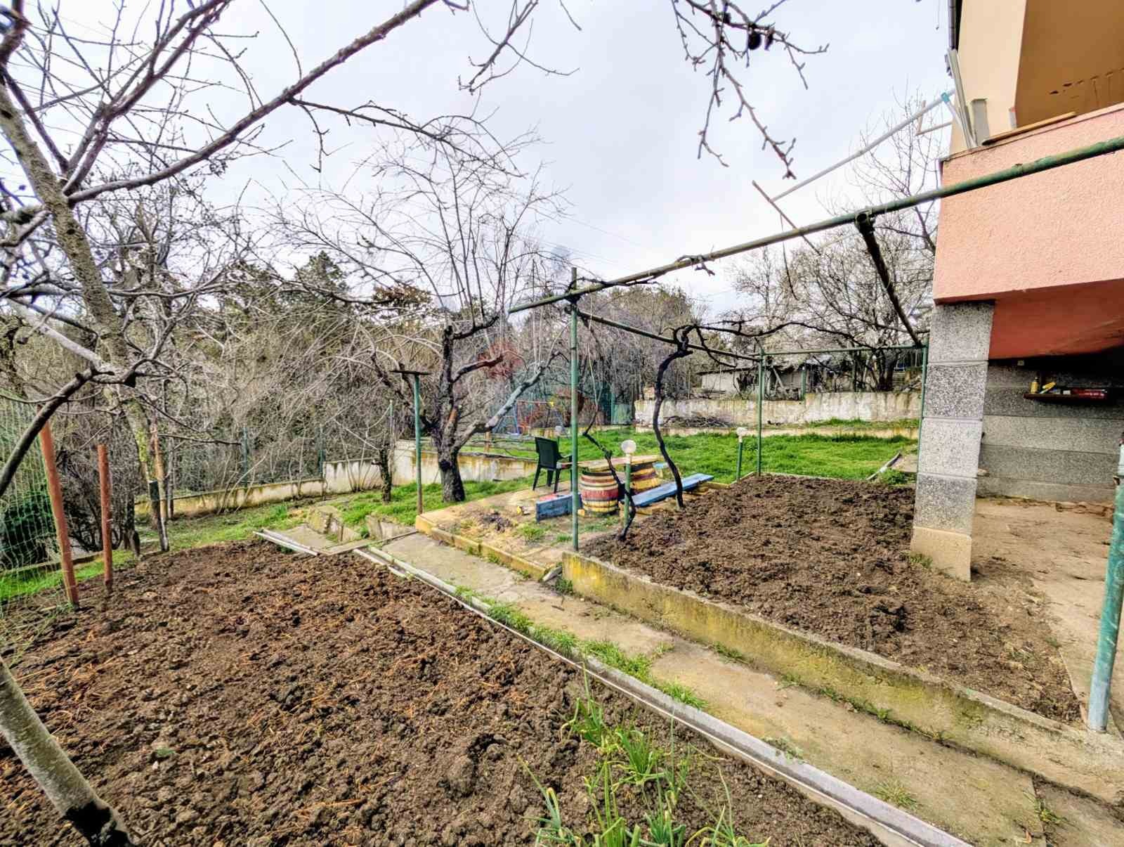 Продава КЪЩА, гр. Варна, м-т Евксиноград, снимка 12 - Къщи - 47218400