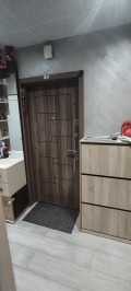 Продава  2-стаен град Русе , Родина 2 , 68 кв.м | 37230496 - изображение [11]