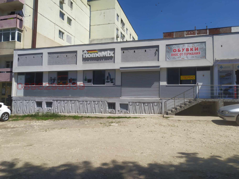 Продава ТЪРГОВСКИ КОМПЛЕКС в град Добрич, Пинета - 322 кв.м / 180 320 € » 352 675.27 лв.