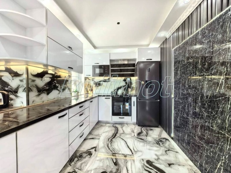 Продава  2-стаен, град Варна, Център •  159 900 EUR • ID 82983857 — holmes.bg - [1] 