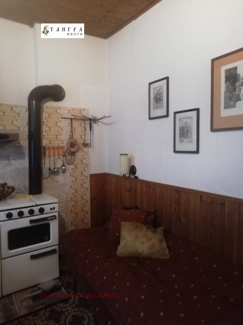 Продава КЪЩА, гр. София, с. Бистрица, снимка 2 - Къщи - 52865835