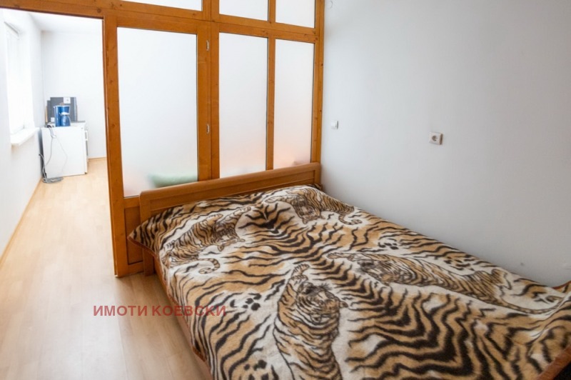 Продава 1-СТАЕН, гр. София, Люлин 9, снимка 3 - Апартаменти - 52524013