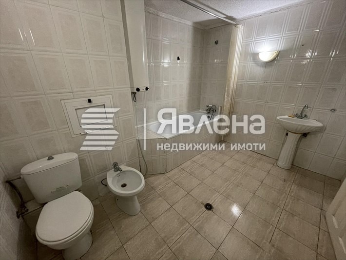 Продава МНОГОСТАЕН, гр. София, Изток, снимка 4 - Aпартаменти - 47500361