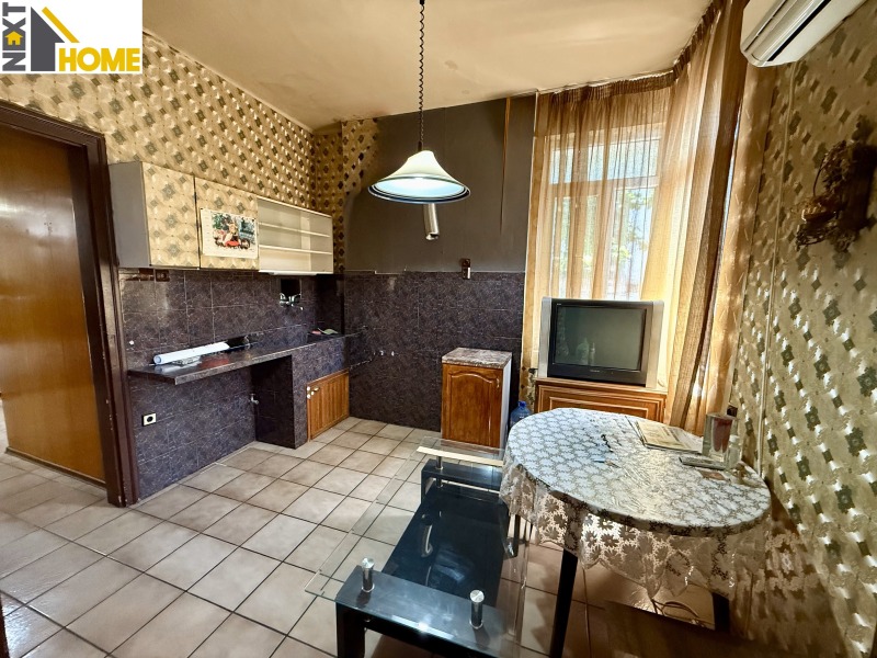 Продава  Етаж от къща град Пловдив , Старият град , 190 кв.м | 38310958 - изображение [3]