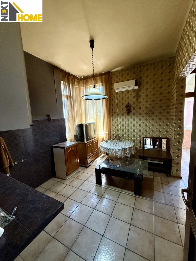 Продава  Етаж от къща град Пловдив , Старият град , 190 кв.м | 38310958 - изображение [2]