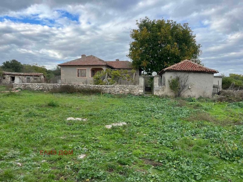 Продава КЪЩА, с. Видно, област Добрич, снимка 5 - Къщи - 53175482