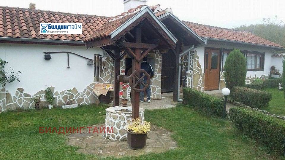 Продава КЪЩА, с. Вехтово, област Шумен, снимка 2 - Къщи - 53679109