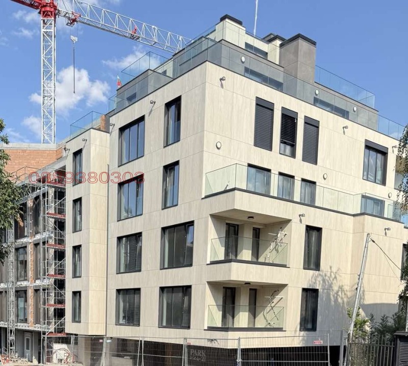 Продава 3-СТАЕН, гр. София, Изток, снимка 3 - Апартаменти - 52599429