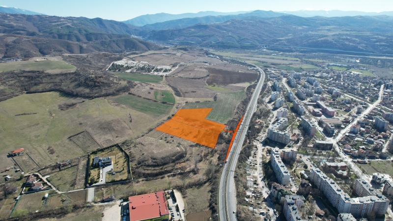 Продава  Парцел град Благоевград , Струмско , 37000 кв.м | 99896388 - изображение [2]